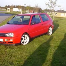 VW Golf 3.97.. sol....
