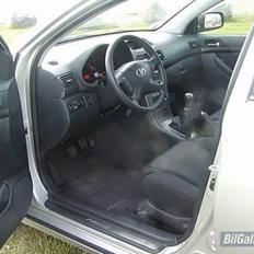 Toyota Avensis 2.0 D-4D (solgt)