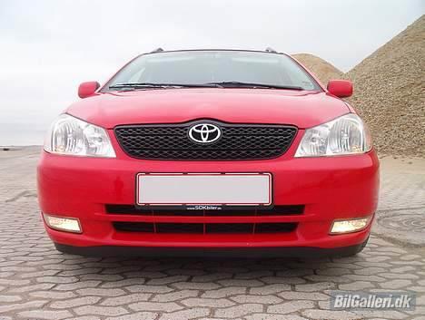 Toyota Corolla 2,0 D4D Solgt.. - Trickfoto med bösseblik billede 7