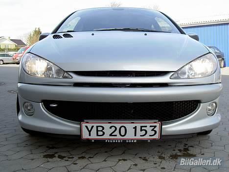 Peugeot 206 s16  SOLGT - Ny emblemfri front. nice billede 10