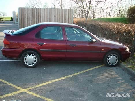 Ford mondeo 1,8 i cl billede 4