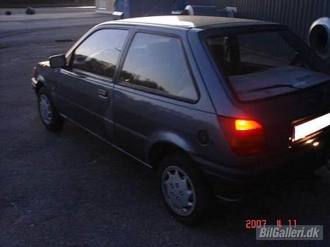 Ford Fiesta (SOLGT) billede 6