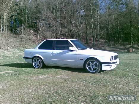 BMW E30 *SOLGT* billede 8