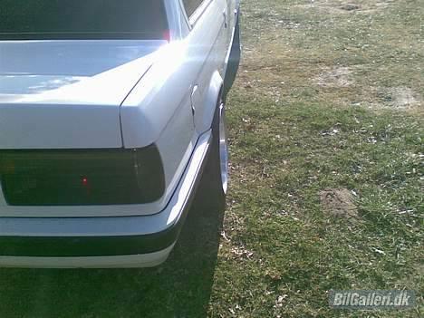 BMW E30 *SOLGT* billede 9