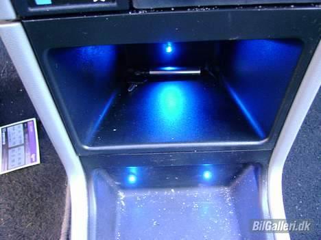 Opel kadett e   solgt og død - her er der lidt af lyset billede 9