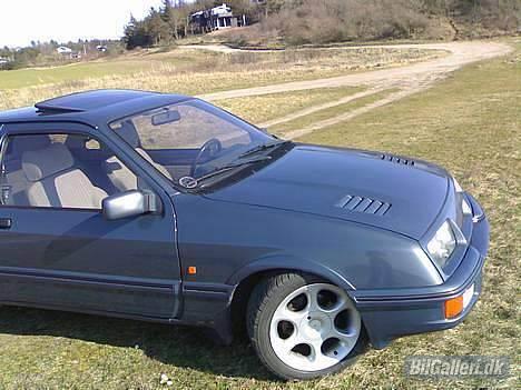 Ford Sierra XR4i *SOLGT* billede 9