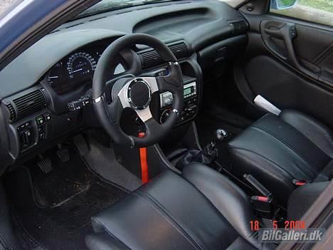 Opel Astra F Irmsc. Edi. SOLGT - det lækre momo rat :) billede 15