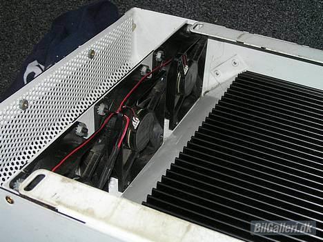 Ford Escort 1.3 Ghia - Ja 3 x 80 mm blæser ska der til billede 10