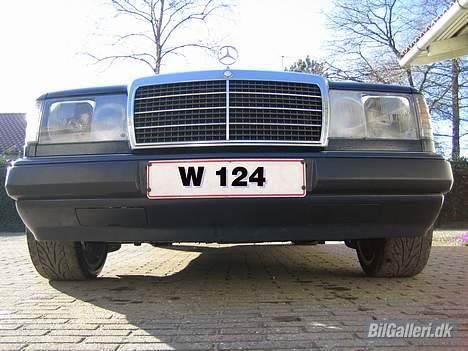 Mercedes Benz  200E - Hunterboys-SOLGT billede 9