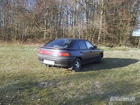 Mazda 323 f Vision solgt billede 3