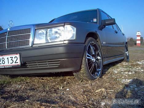 Mercedes Benz 190 2,5 DIESEL Solgt :,( billede 1