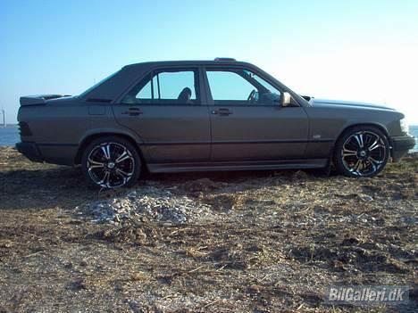 Mercedes Benz 190 2,5 DIESEL Solgt :,( billede 2