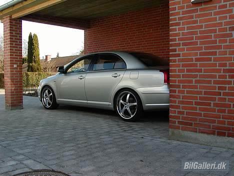 Toyota Avensis 2.0 D-4D (solgt) - TIL SALG - Koya Imagine 8x19 ET35 med Dunlup S9000 225/35R19 billede 7