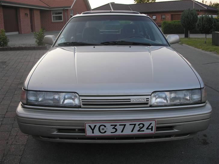 Mazda 626 1,8 GLX solgt billede 1