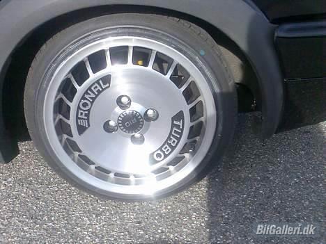 VW Golf 2 1,8 (Solgt) billede 3