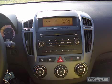 Kia Cee'd 1,6 CVVT ex. SOLGT billede 11