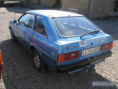 Toyota Corolla TE71 Liftback - Og fra siden billede 12