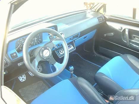 VW polo coupe gt !solgt! - Lidt kabine igen, med det lækre rat.  :D billede 6