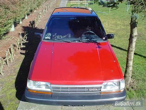Toyota carina 2 skrottet billede 6