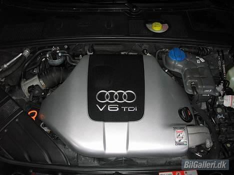 Audi A4 2.5 V6 TDI Avant billede 9