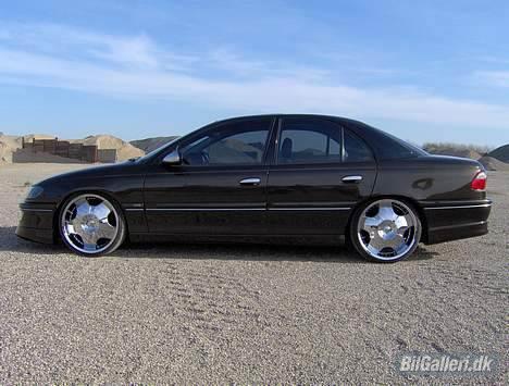 Opel Omega B MV6 (solgt) billede 1