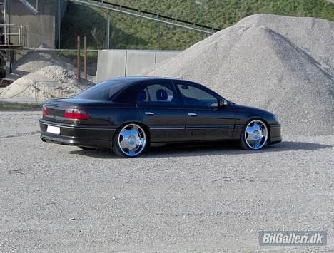 Opel Omega B MV6 (solgt) billede 11