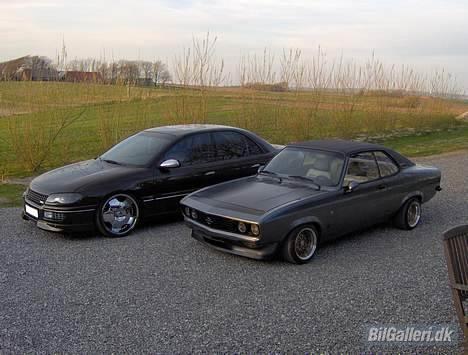 Opel Omega B MV6 (solgt) - Her er begge mine biler, Omega´en og Manta´en... billede 18