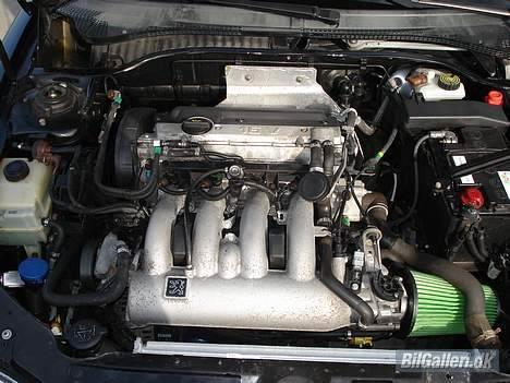 Peugeot 306 gti [SOLGT] - Motor rum:) billede 8
