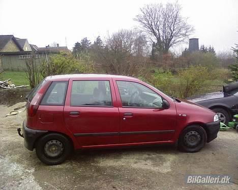 Fiat Punto SOLGT 30.07.07 - Som den så ud da jeg fik den...!! billede 10