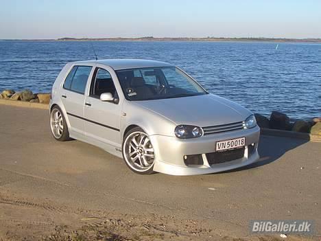 VW Golf 4 *SOLGT* billede 1