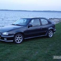Opel Kadett E BYTTET =(