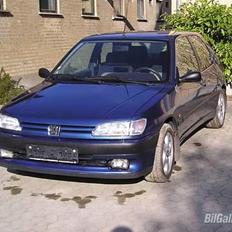 Peugeot 306 Style. 1,6 SOLGT