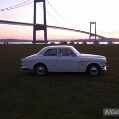 Volvo 121