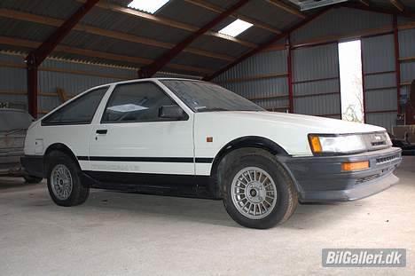 Toyota AE86 Corolla GT Coupe billede 1