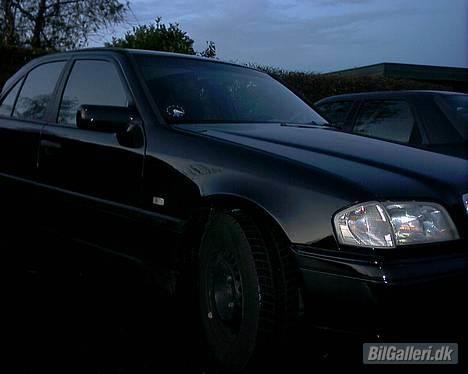 Mercedes Benz C250 - Sorteslyngel. billede 20