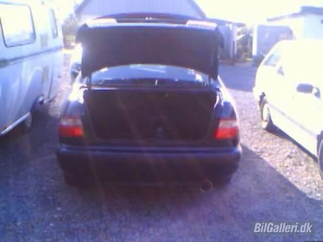 Toyota Carina E - SOLGT billede 15