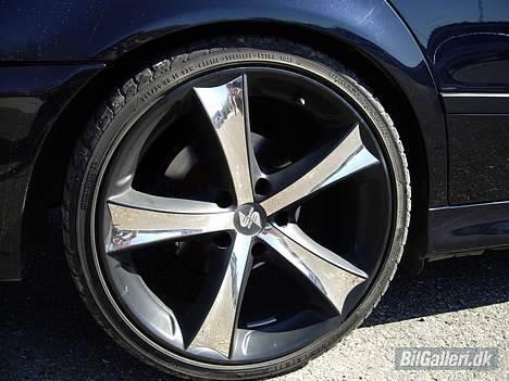 BMW 523i  SOLGT billede 8