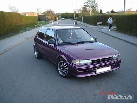 Toyota Corolla 1.3 #TOTALSKADET# billede 8