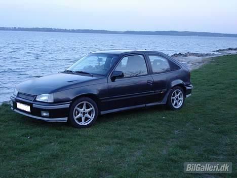 Opel Kadett E BYTTET =( billede 2