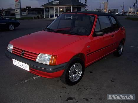 Peugeot 205 1,4 CT - Solgt - Og lige et med tag på billede 10