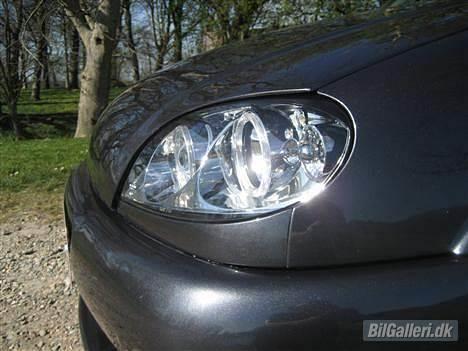 Citroën Saxo VTS 16V - Angel Eyes i chrom look med chrom blinklyspære. billede 5