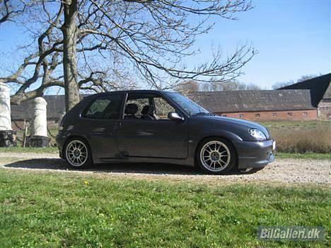 Citroën Saxo VTS 16V - Lakken uden direkte sollys. billede 9