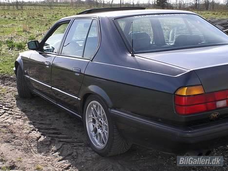 BMW E32 735i ex billede 3