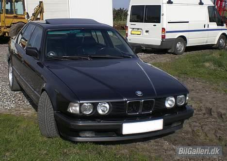 BMW E32 735i ex billede 5