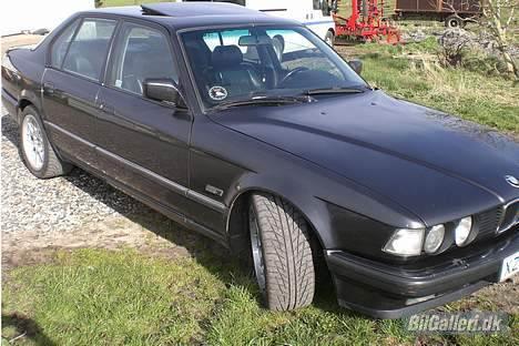 BMW E32 735i ex billede 6