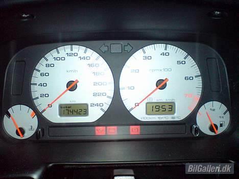 Seat  "solgt" billede 2