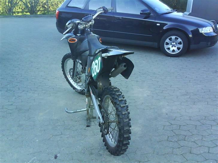 Mazda 323f Bg Solgt billede 2