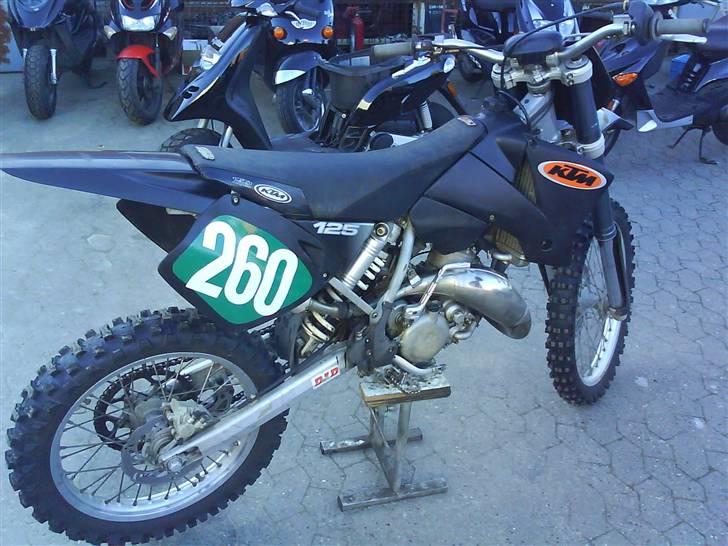 Mazda 323f Bg Solgt billede 5