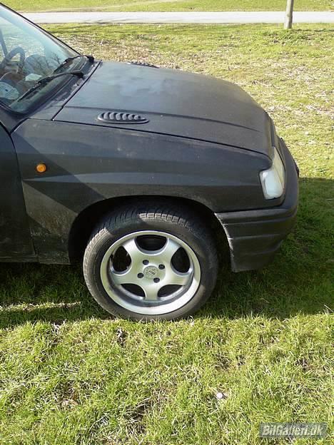 Opel corsa a 'solgt' billede 2