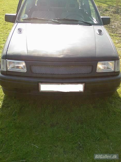 Opel corsa a 'solgt' billede 3